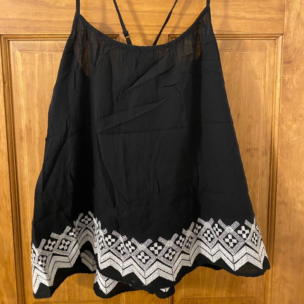 Old navy flowy tank